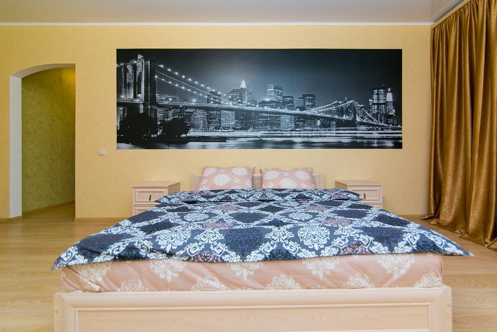 Vip Apartment On Novomestenskaya 수미 외부 사진